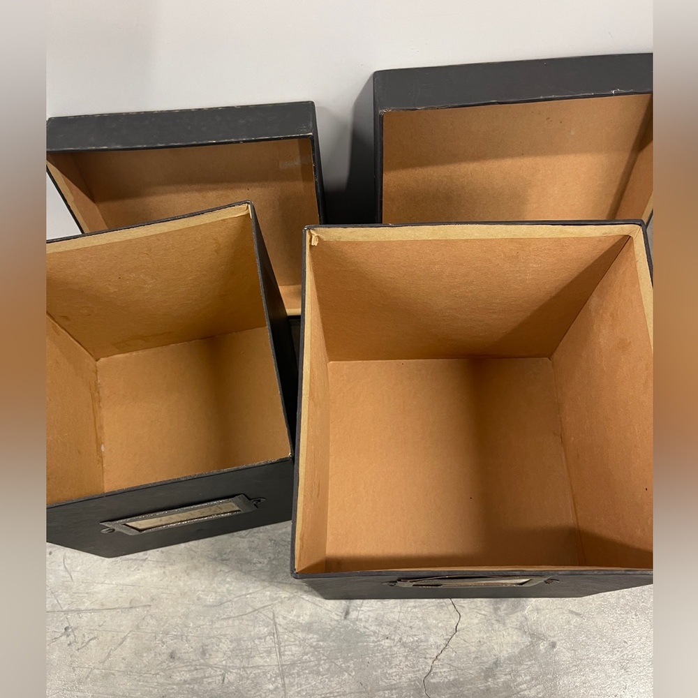 Stacking boxes - Picture 4 of 6